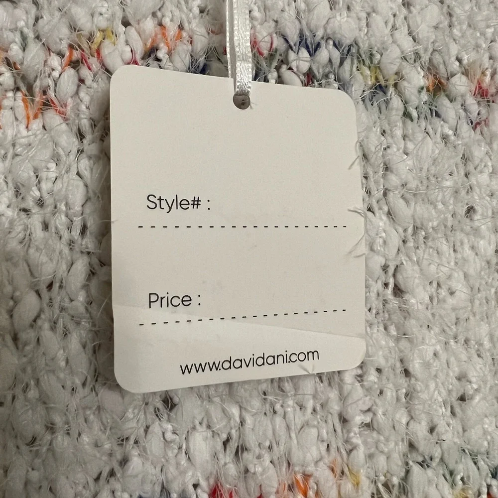 NWT Davi & Dani Women’s Sweater. Super Soft And Cozy! - Picture 3 of 7